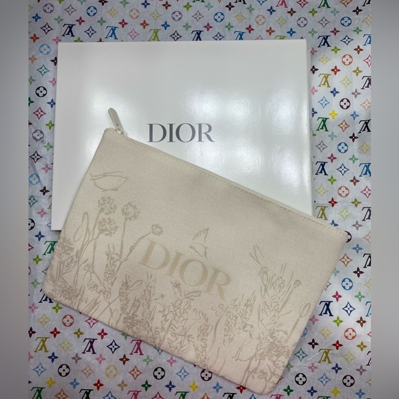 DIOR BEAUTE POUCH - NIB - Picture 3 of 12